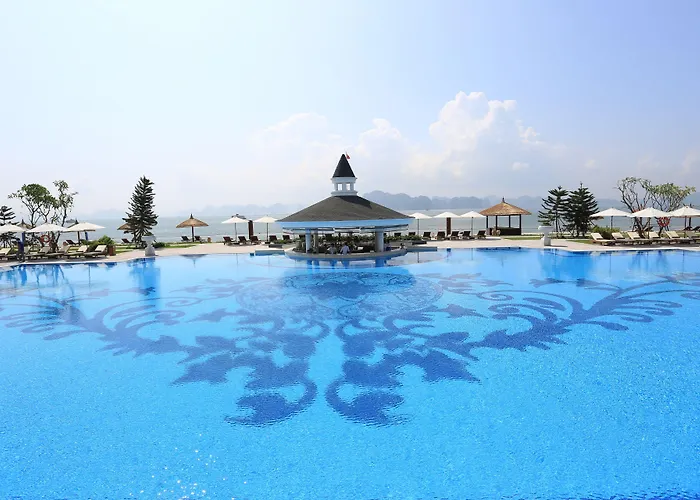 Vinpearl & Khu nghỉ mát