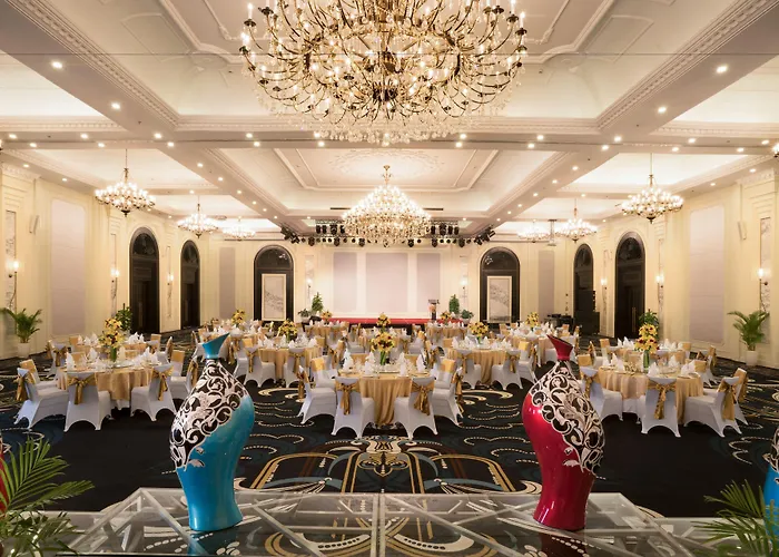 Vinpearl & Khu nghỉ mát