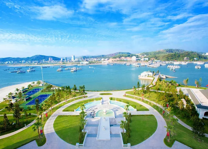 Khu nghỉ mát Vinpearl & 5*